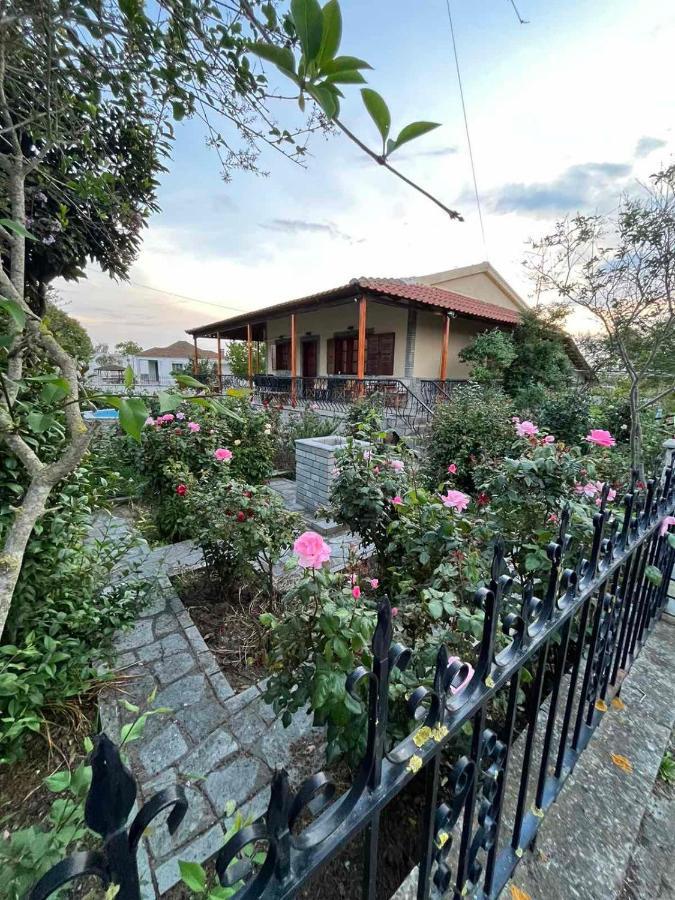 Valsamo Luxury Cottage Chaidefto ภายนอก รูปภาพ